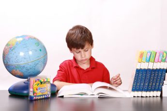 Как научить ребенка беглому чтению