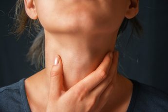 Природное средство от боли в горле: за 4 часа симптомов ангины как не бывало!