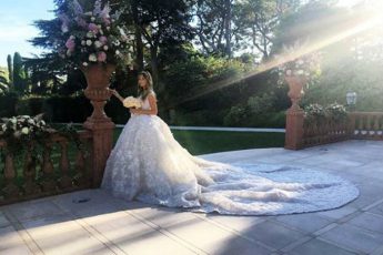 21-летняя студентка вышла замуж в платье за 20 миллионов рублей